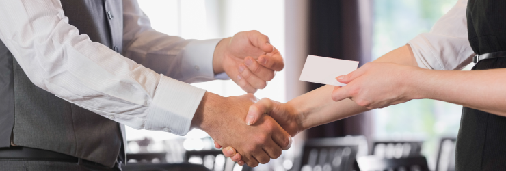 FAS͂߂ƂƂ͖̂{HɑςꂸlEĂl̈Ⴂ